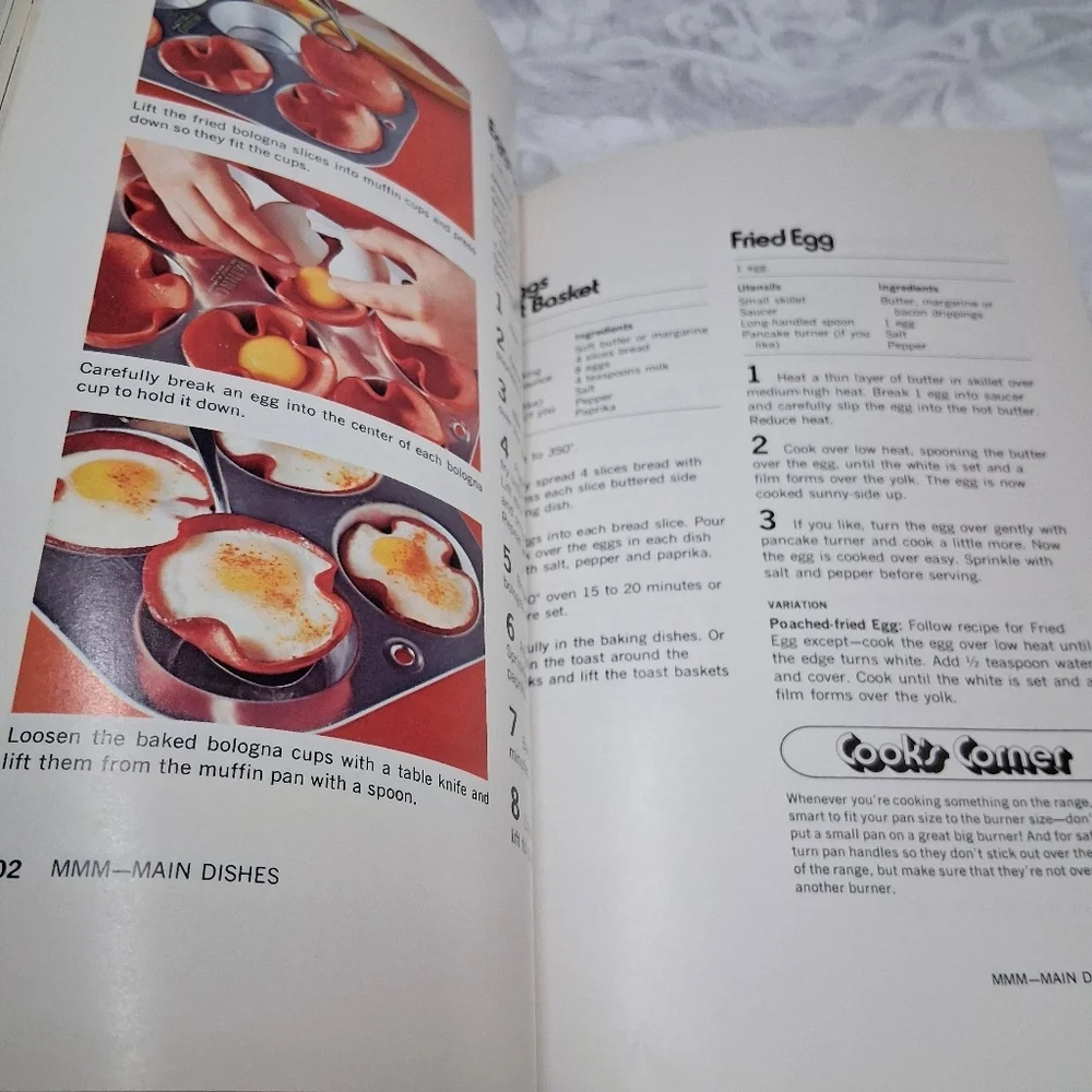 Vintage 1978 Betty Crocker's Cookbook For Boys & Girls Colorful Fun Recipes